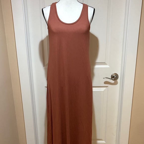 Sleeveless Rust Maxi Dress - Picture 1 of 7